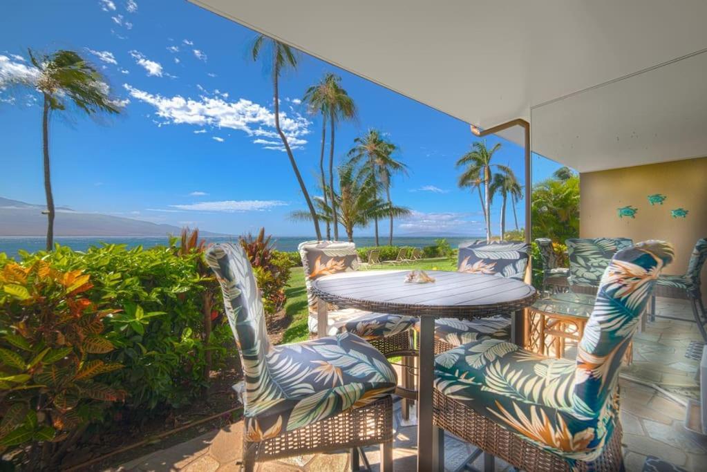 Stunning Maui Direct Ocean Front On The Beach, Walk To Beach From Condo, Watch Turtles, Whales, Ac In All Rooms Ocean View Pool And Spa Wailuku Luaran gambar