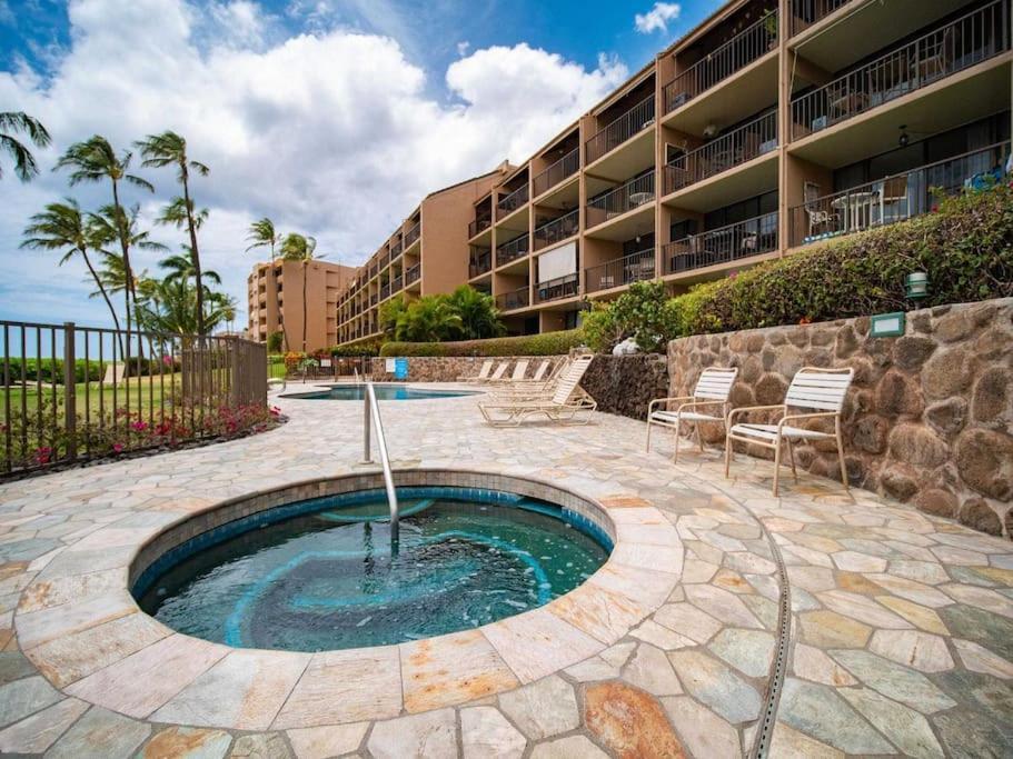 Stunning Maui Direct Ocean Front On The Beach, Walk To Beach From Condo, Watch Turtles, Whales, Ac In All Rooms Ocean View Pool And Spa Wailuku Luaran gambar