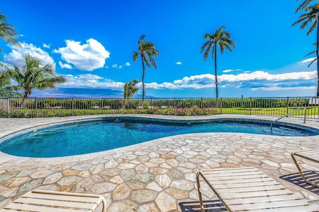 Stunning Maui Direct Ocean Front On The Beach, Walk To Beach From Condo, Watch Turtles, Whales, Ac In All Rooms Ocean View Pool And Spa Wailuku Luaran gambar
