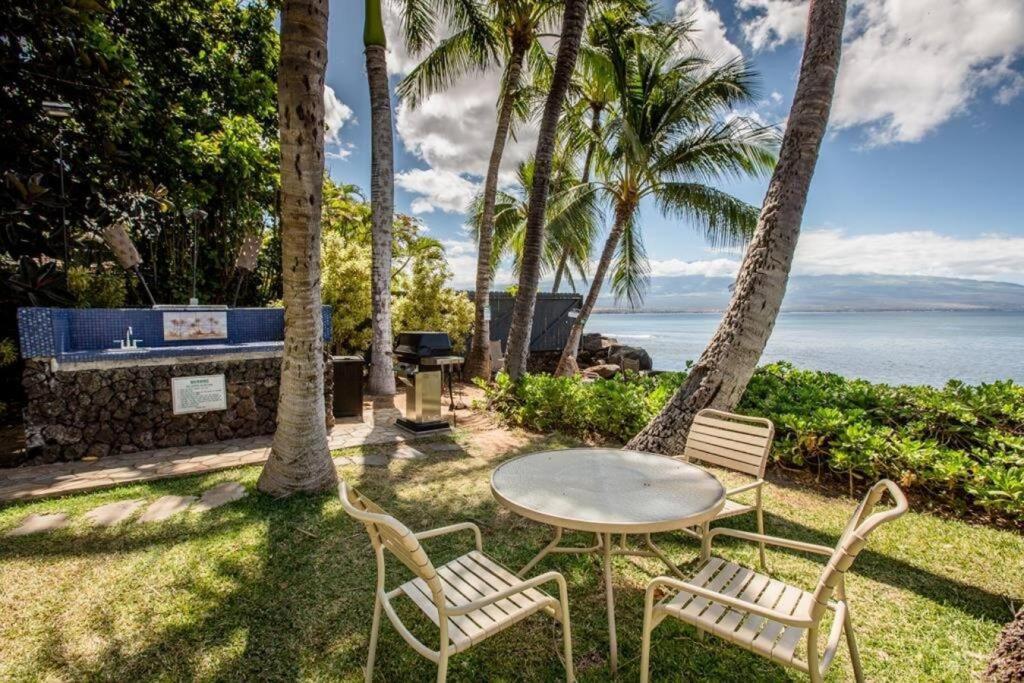 Stunning Maui Direct Ocean Front On The Beach, Walk To Beach From Condo, Watch Turtles, Whales, Ac In All Rooms Ocean View Pool And Spa Wailuku Luaran gambar
