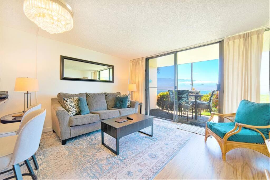 Stunning Maui Direct Ocean Front On The Beach, Walk To Beach From Condo, Watch Turtles, Whales, Ac In All Rooms Ocean View Pool And Spa Wailuku Luaran gambar