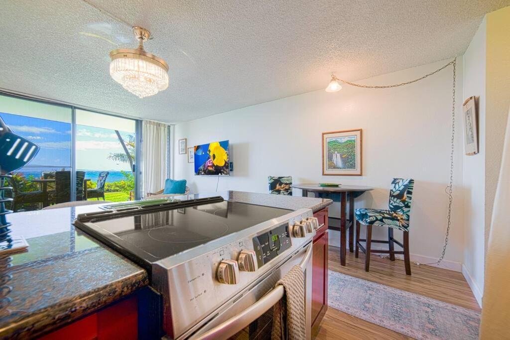 Stunning Maui Direct Ocean Front On The Beach, Walk To Beach From Condo, Watch Turtles, Whales, Ac In All Rooms Ocean View Pool And Spa Wailuku Luaran gambar